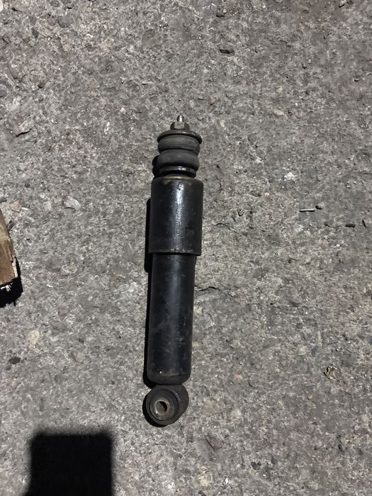 Амортизатор на ниву