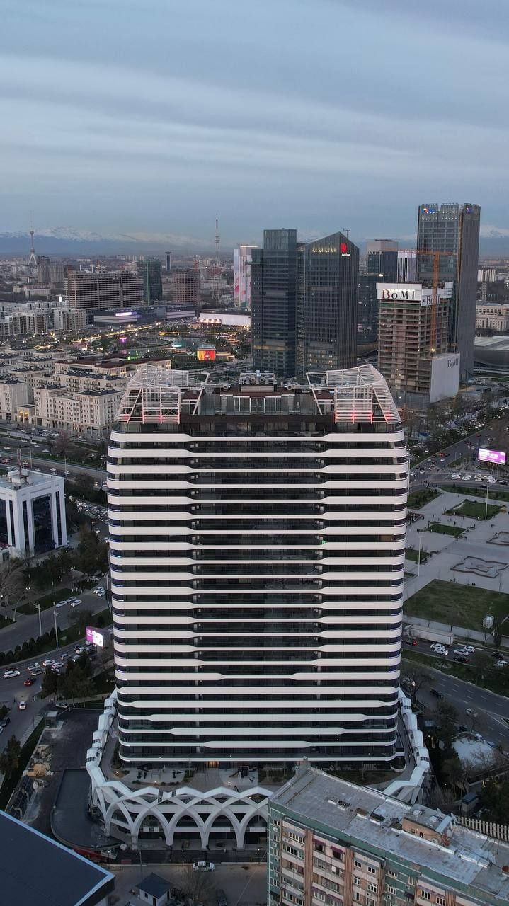 Продается 3х ком квартира, ЖК NRG U Tower, ор-р: ул. Фуркат, 126 м²