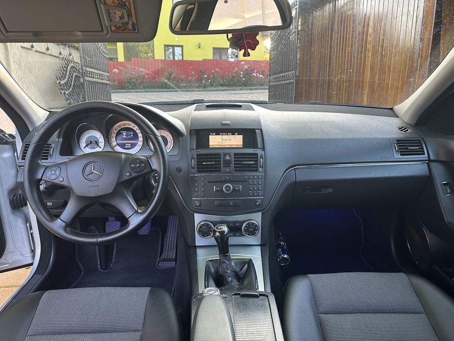 Vand  Mercedes-Benz C250,an fabricatie 2009,motorizare 2.2 CDI 204 CP