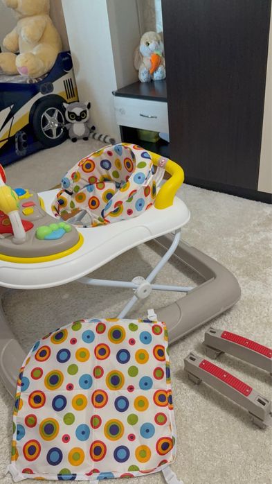 Проходилка Chipolino Friends 4в1