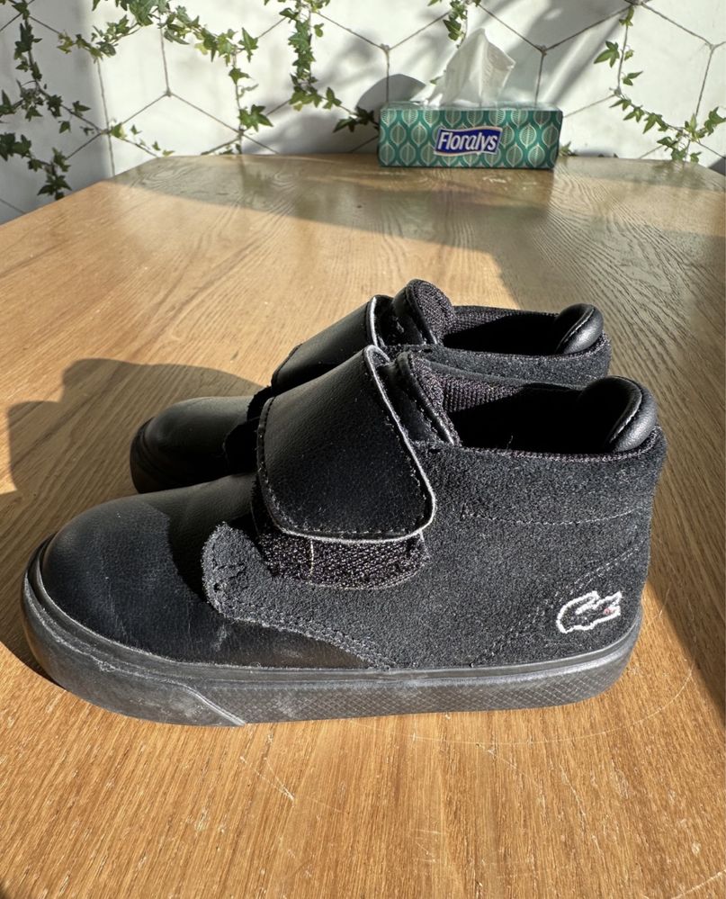 Ghete piele naturala Lacoste pentru copii