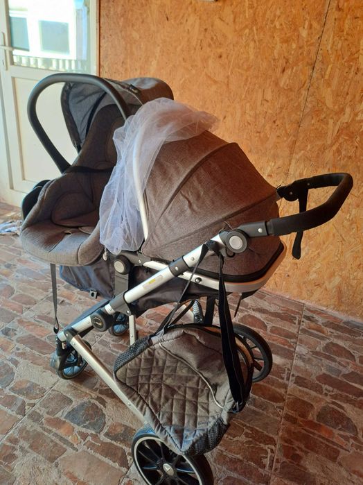Căruț  bebe,folosit  ,stare foarte bună
