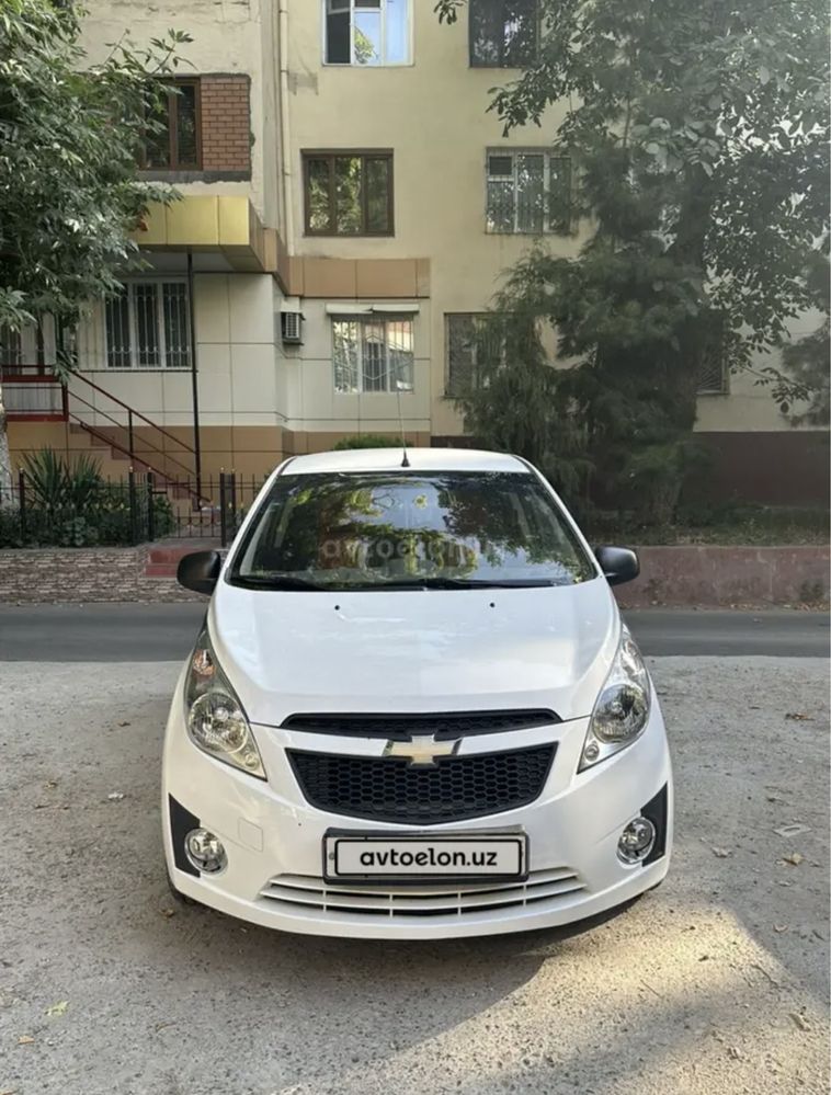 Chevrolet Spark, 2 позиция 2016 г