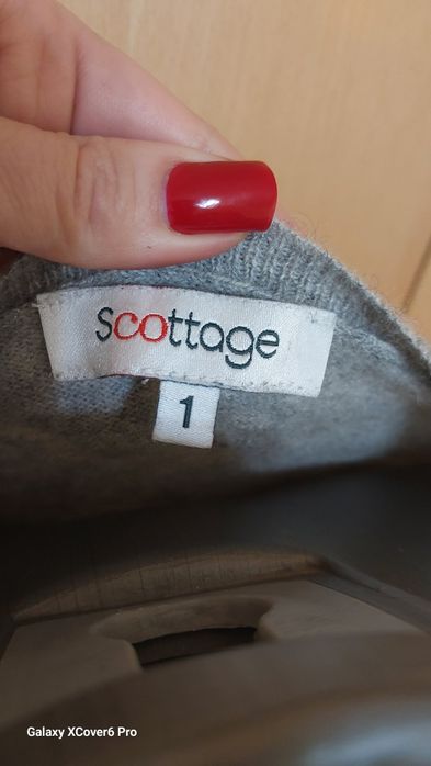 Кашмирена жилетка scottoge. 100% Kaшмир. Размер S