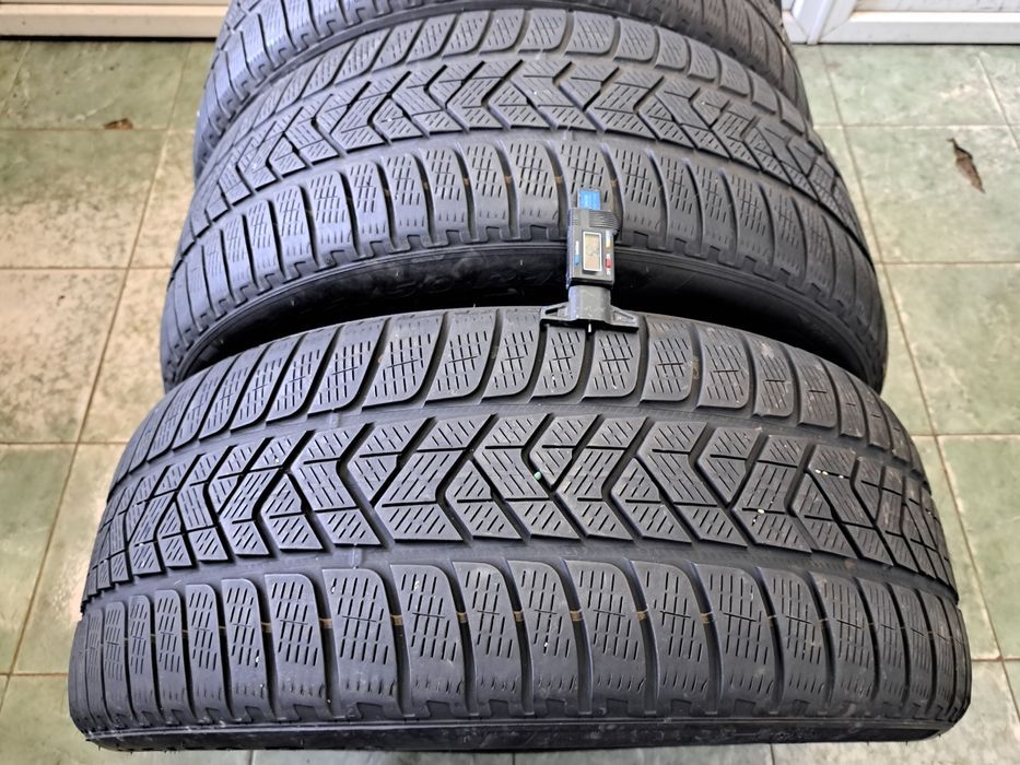 Set anvelope 255/50 R19 cu 235/55 R19 Pirelli