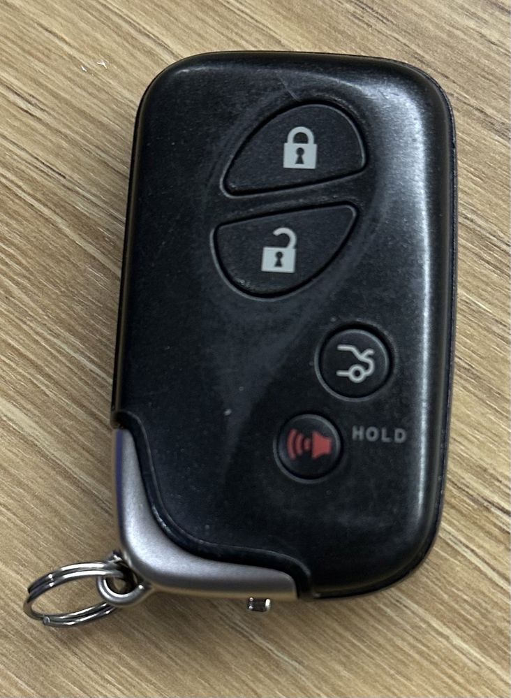 Ключ за Лексус с 4 бутона keyless go