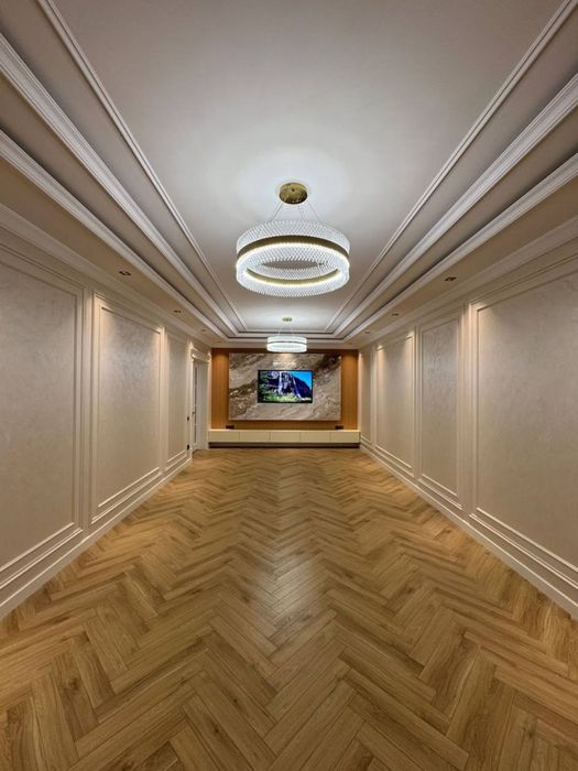 Уч кахрамон постидан 2.5 км кирганда 6 хонали уй сотилади uch qahramon