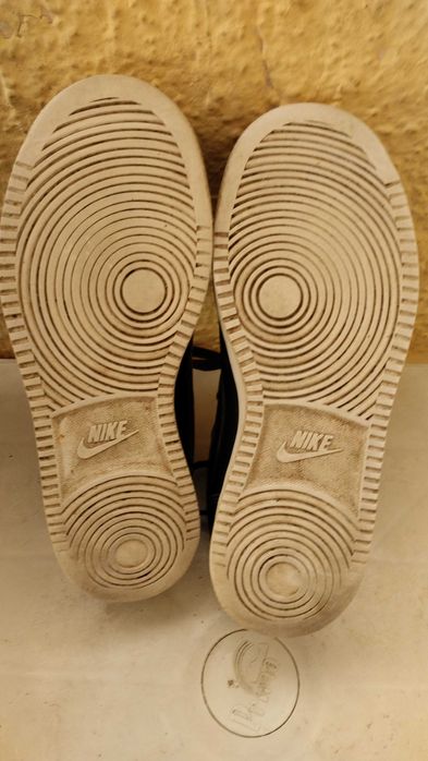 Маратонки NIKE 38 номер