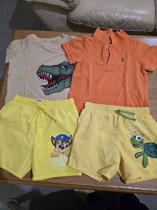 Лот летни дрехи размери 98/104 на марките са Mayoral,H&M, Okaidi.