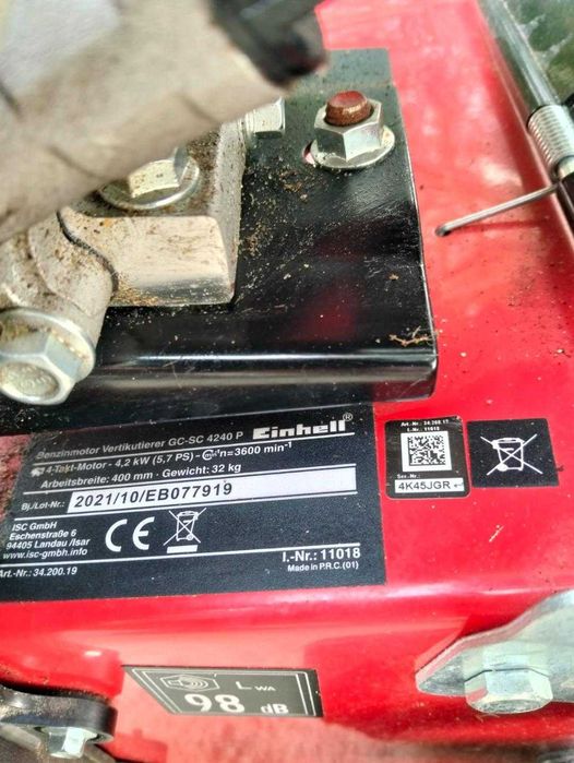 Scarificator pentru gazon
