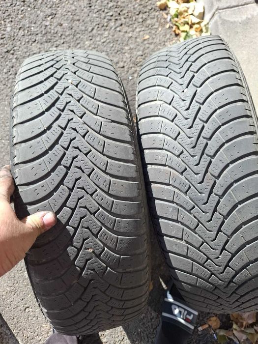 2 roti complete iarna Dacia jante 6Jx15H ET40 + anvelope 185/65/15