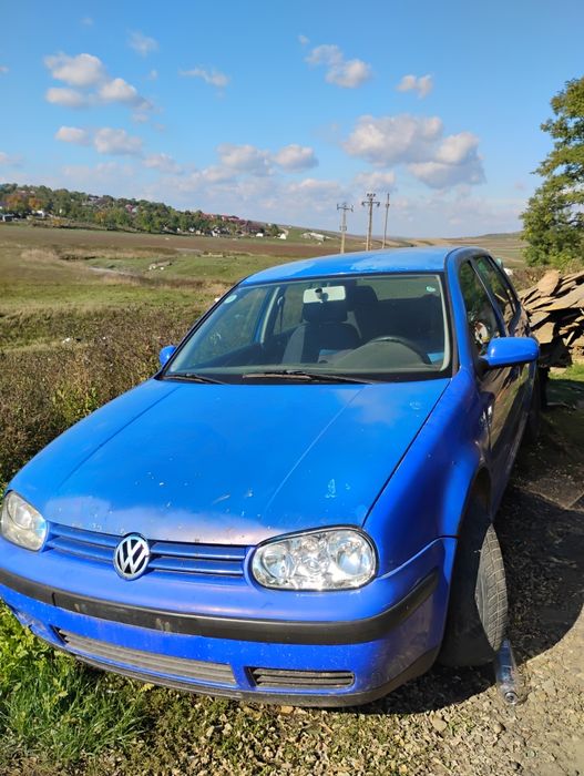 Vând  golf 4  1.4 benzină