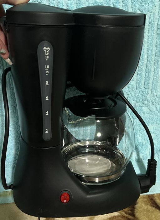 Cafetieră Heinner Intense 301 – Nouă, nefolosită!