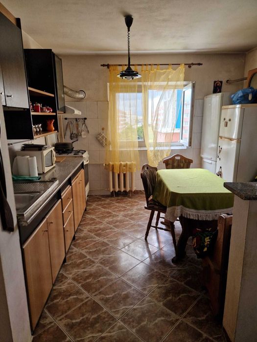 Proprietar, inchiriez apartament cu 3 camere pe bdul Mihail Sebastian