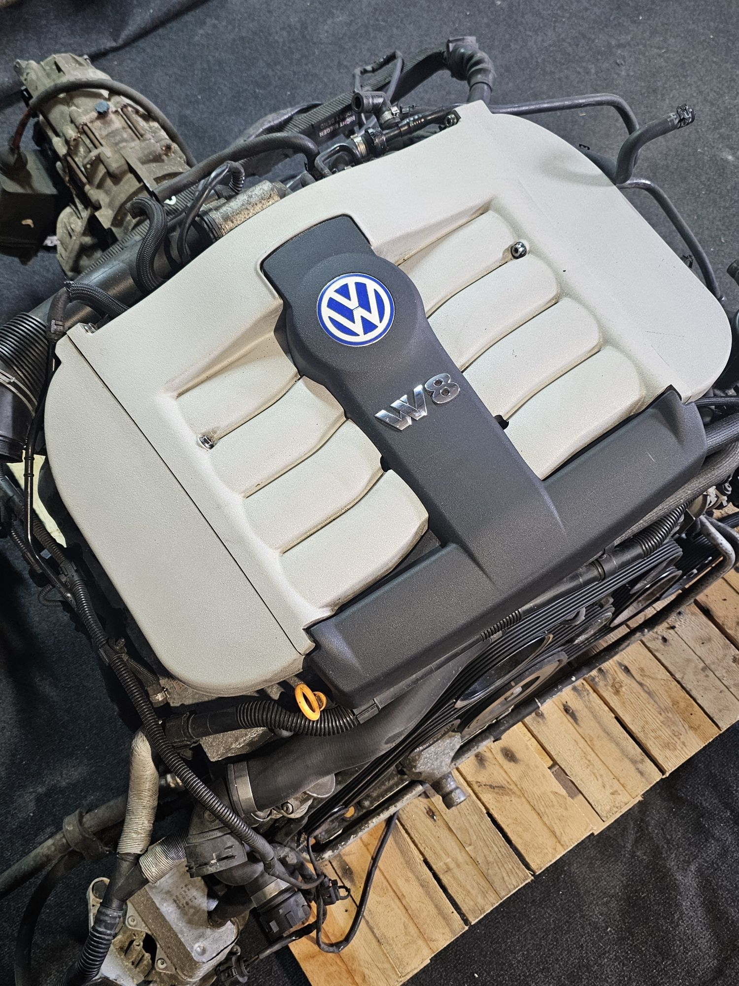 Motor 4.0 W8 Volkswagen Passat B5.5 + cutie de viteze automata 

Cod m