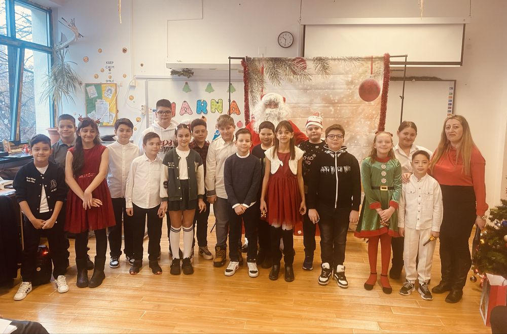 Mos Craciun de inchiriat 100 lei