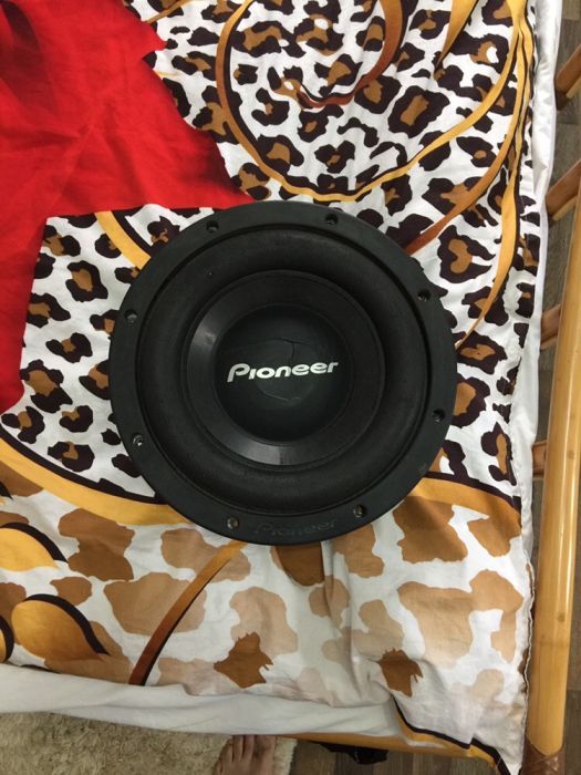 Pioneer suboofer