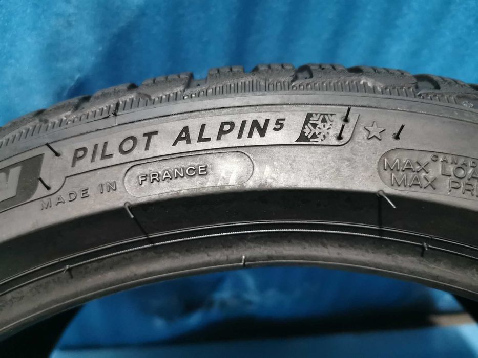 245 40 19 - 275 35 19 michelin m+s 4 buc