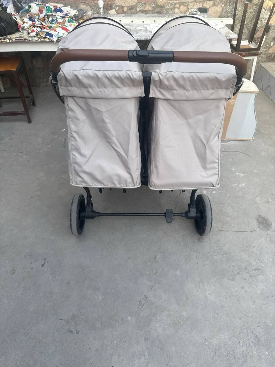 Продам коляску для двойни.