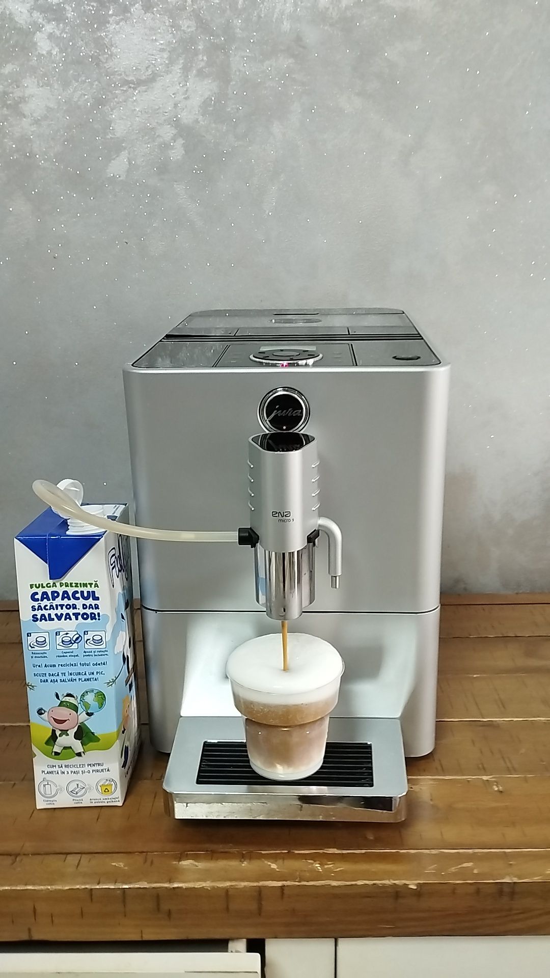 Aparat/espressor cafea Jura Micro 9 Cappuccino/transport gratuit