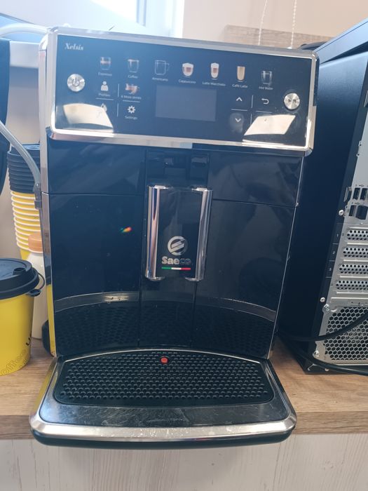 Кофемашина Saeco Xelsis SM-7580