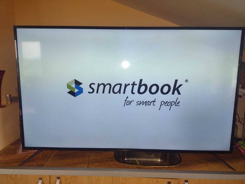 Телевизор SmartBook 55 Ultra HD Smart TV