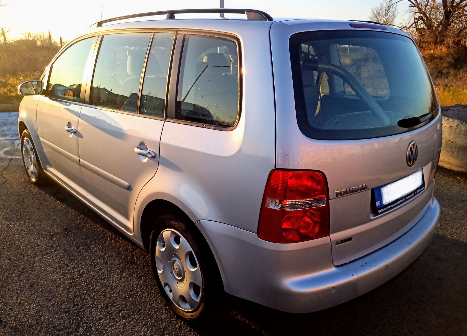 VW Touran, Automatic, Инвалиден, уникално състояние!

1,6 TSI Automat