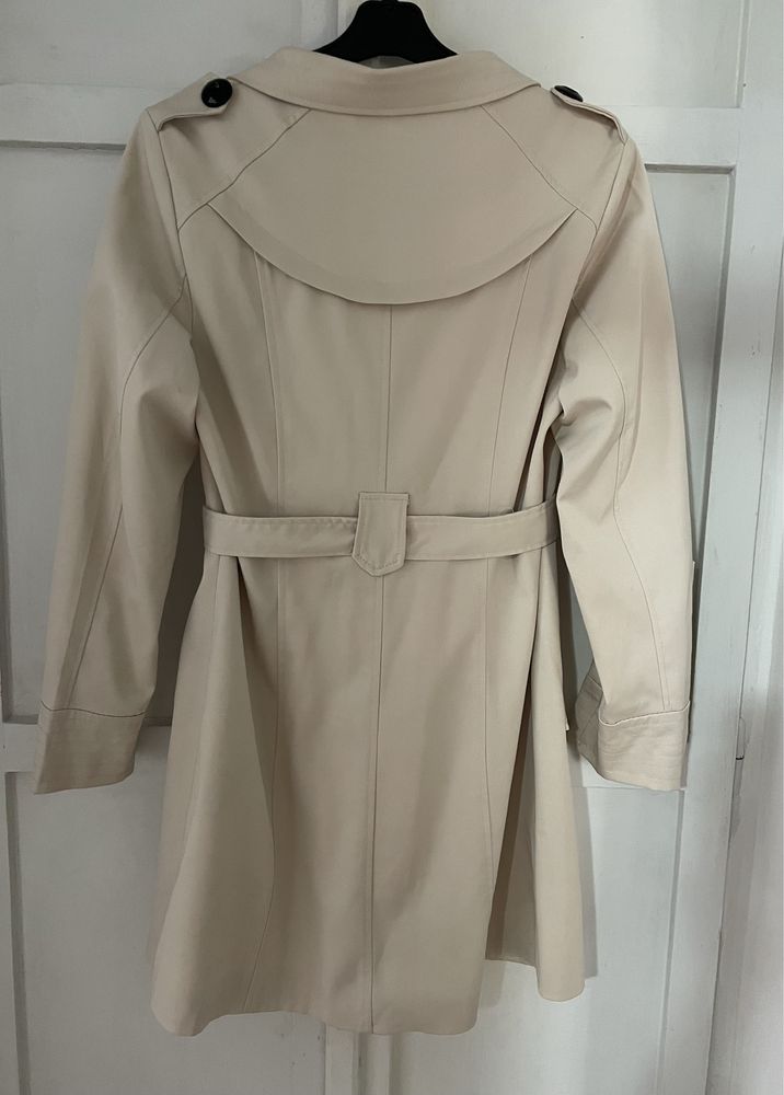 Vand trench ,pardesiu Max Mara