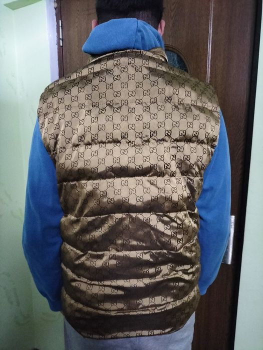 Vând vesta Gucci x TheNorthFace