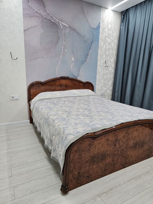Продам кровать двуспальную
