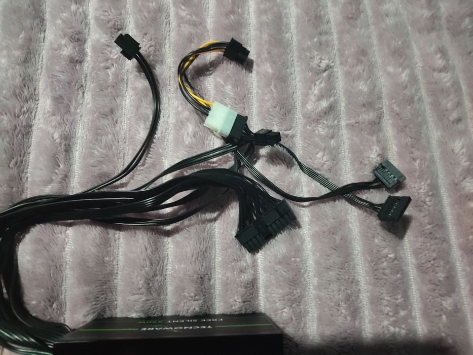 Sursă PC Technoware (Nouă)