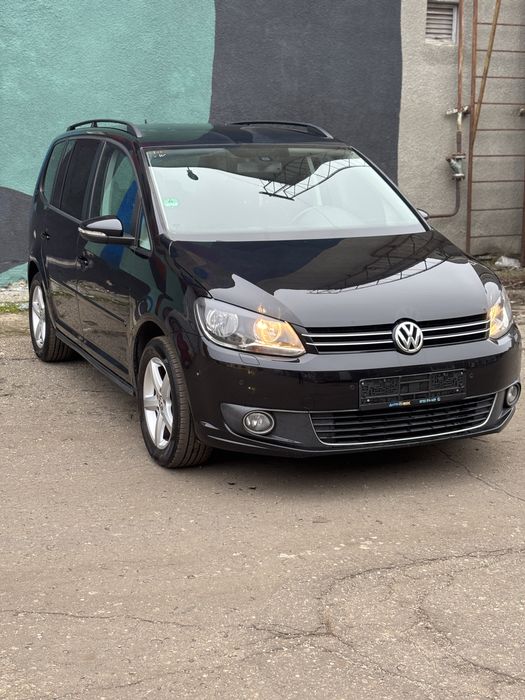 Vand touran2.0 tdi 7 locuri