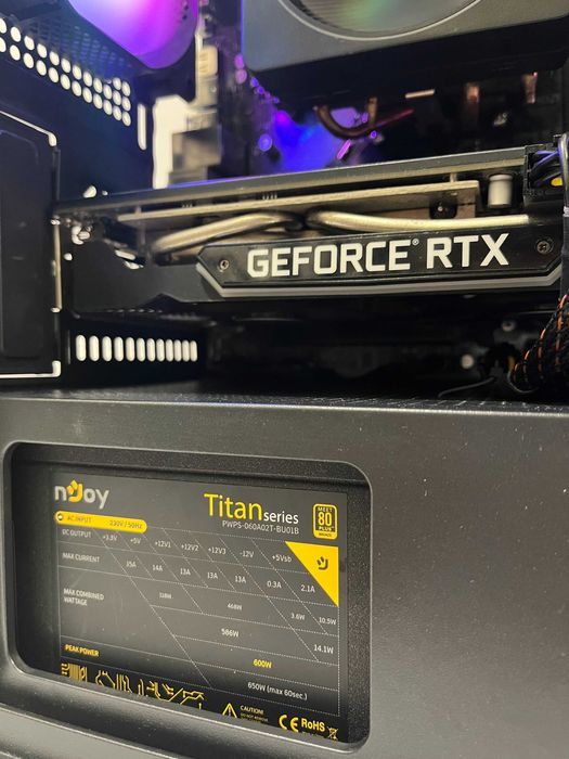 Геймърски компютър AMD Ryzen 7 2700X, RTX 2060 Super, 16GB ram