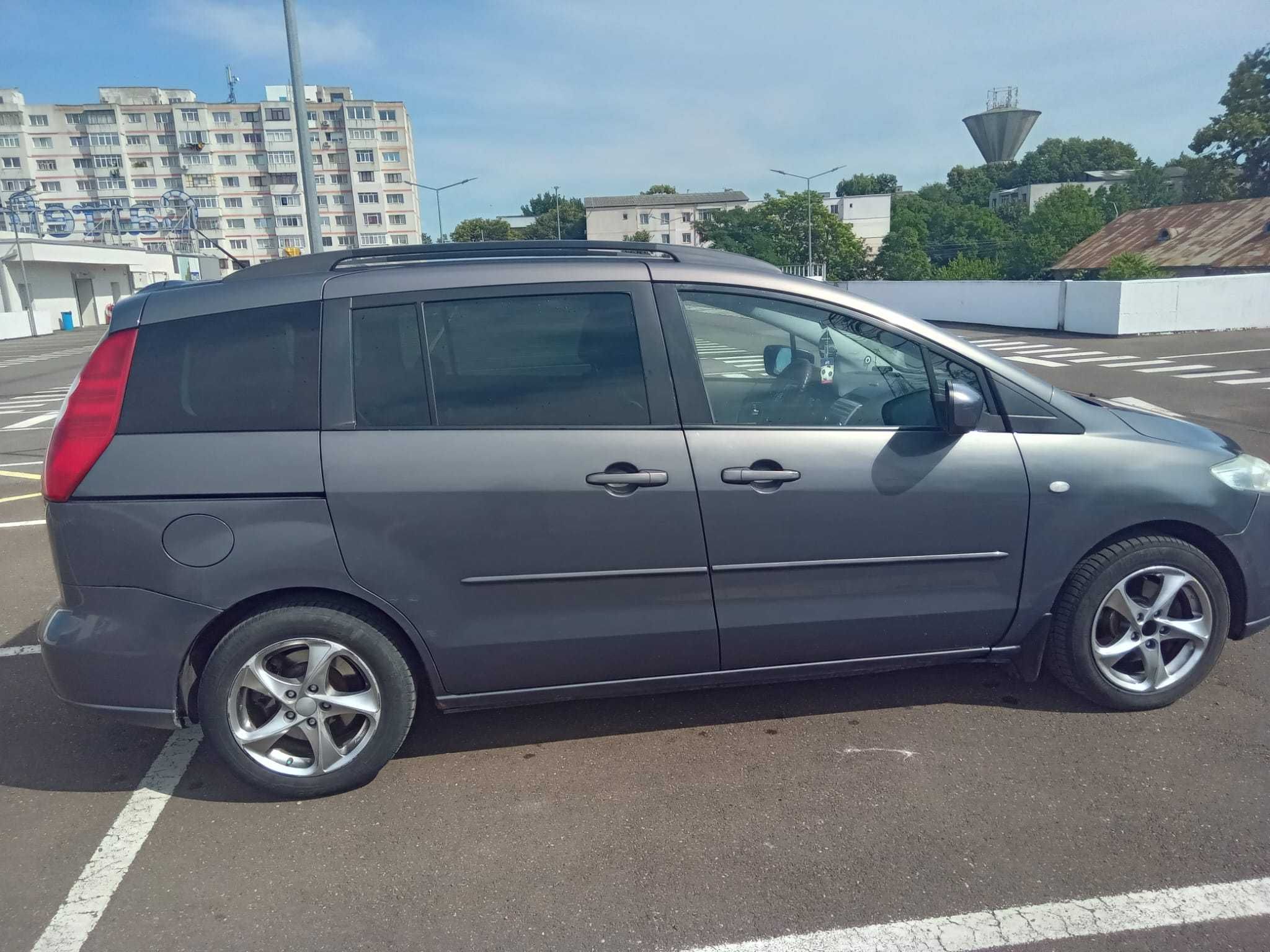 Autoturism Mazda 5