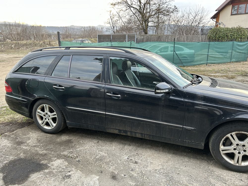 Dezmembrez Mercedes w211 e320 v6 cdi facelift