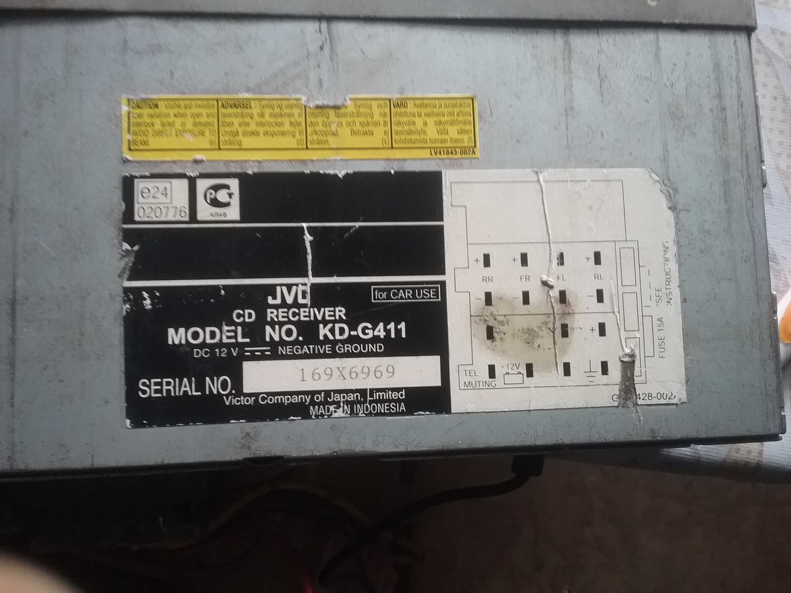 продам магнитолу JVC