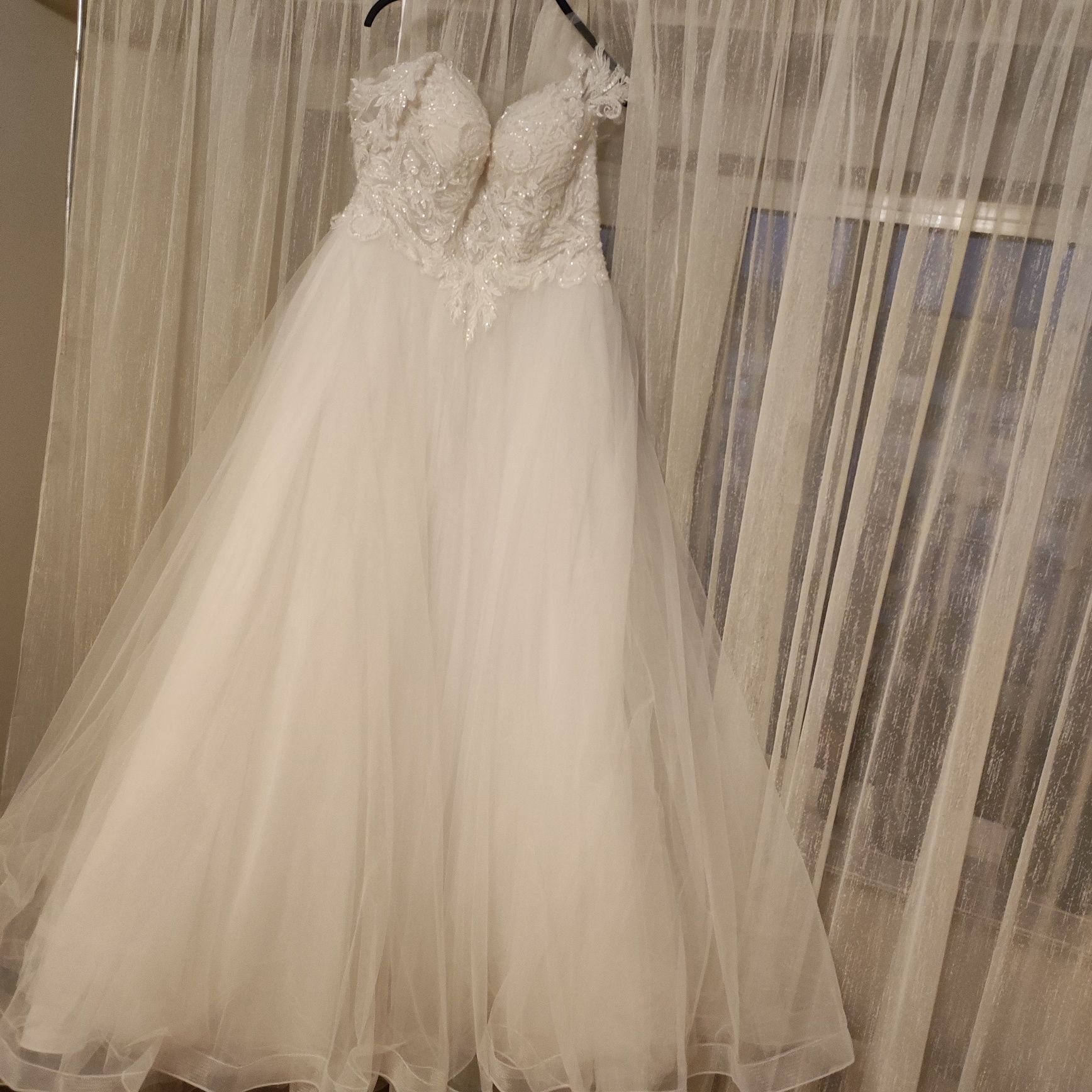 Vând rochie de mireasa stil prințesa