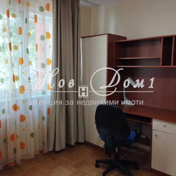 Дава се под наем Четиристаен апартамент в Варна, Възраждане 1 - 110 кв.м за 550 € - Снимка #6