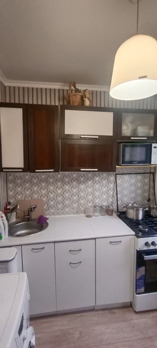 Кухонный гарнитур 200/140 см 30.000 тг