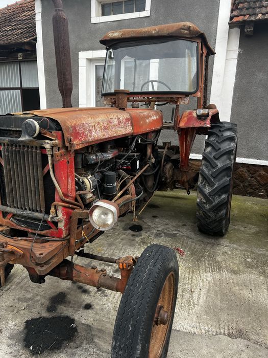 De vânzare Tractor 650