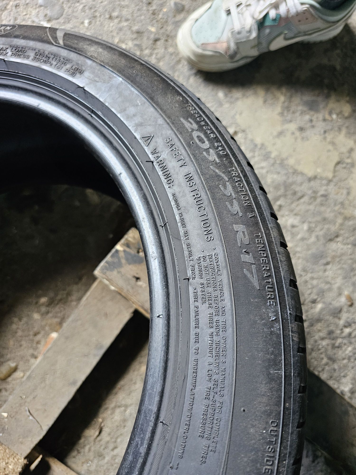 2 anvelope vara 205 55 17 Michelin