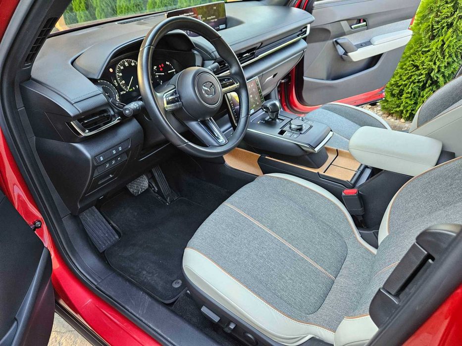 Продавам Mazda MX30 НОВА В ГАРАНЦИЯ