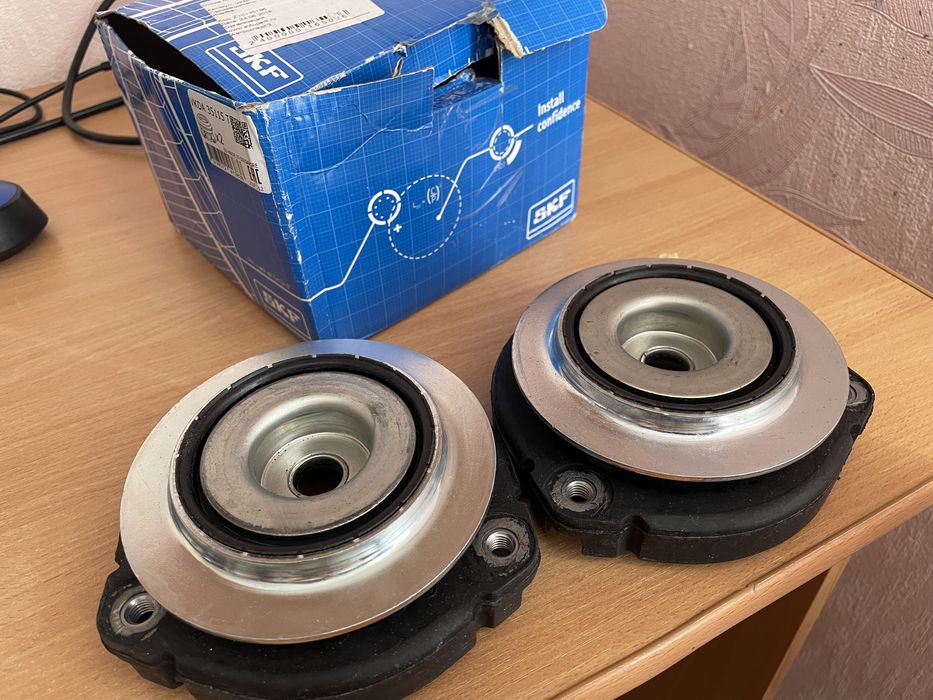 Опора стойки амортизатора для Шкода/Фольксваген SKF (СКФ) VKDA35115T