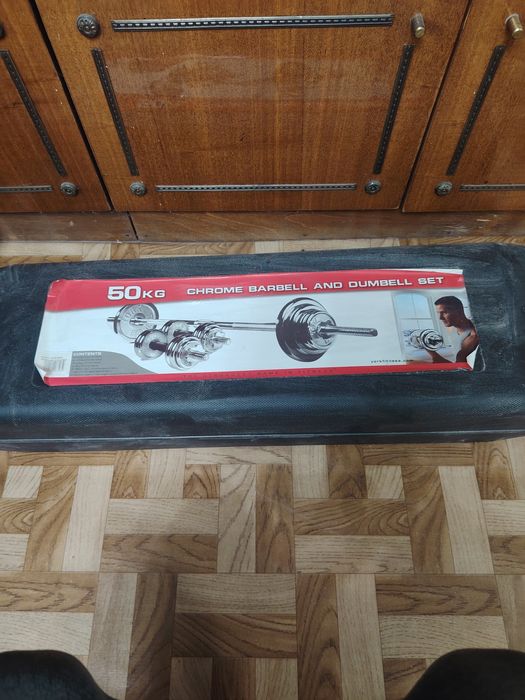 Продам набор гантелей