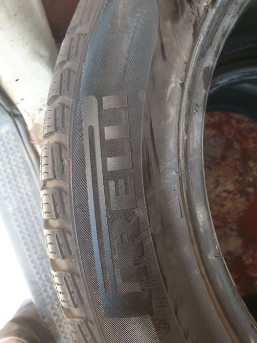 Гуми 235/55/17 дот19