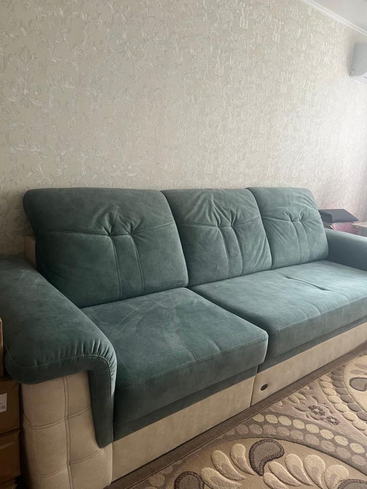 Продам диван в отличном состоянии