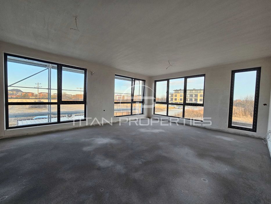 Продава се Тристаен апартамент в Пловдив, Остромила - 122 кв.м за 1255 €/кв.м - Снимка #1