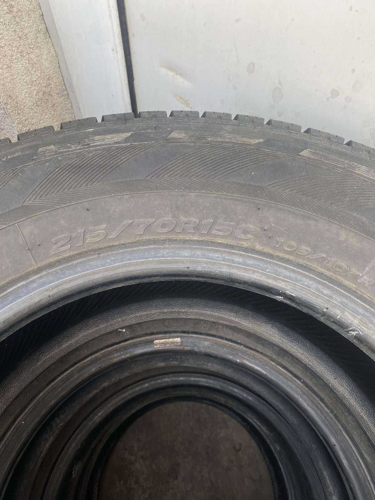 215/70R15C HANKOOK ДОТ 2718 Зимни гуми за бус втора употреба