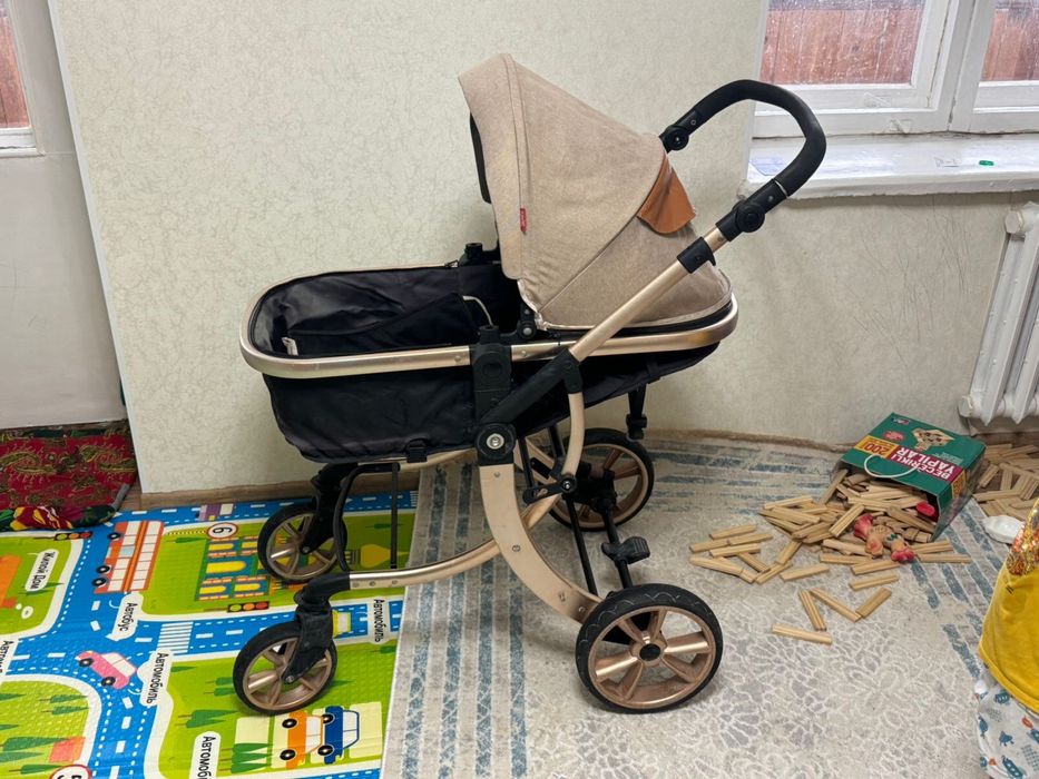 Продам детскую коляску