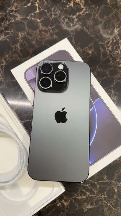 iPhone 16 pro max 256gb